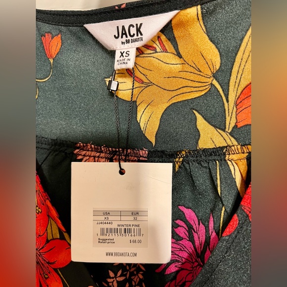 NWT Jack by BB Dakota Blouse XS Top Floral Women Short Sleeve Bohemian Green - Picture 4 of 14